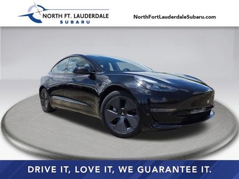 Used 2023 Tesla Model 3 Standard Range RWD image 1