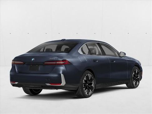 New 2027 BMW 530i xDrive w/ M Sport Package AWD/4WD image 2