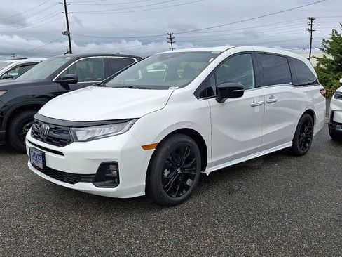 Used 2026 Honda Odyssey Sport-L image 3