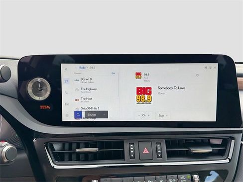 New 2025 Lexus ES 350 Ultra Luxury image 32