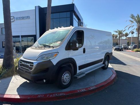 Used 2025 RAM ProMaster 2500 w/ U-Haul Equipment Group FWD image 2