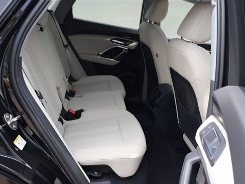 New 2026 Audi Q5 Premium Plus AWD/4WD image 15