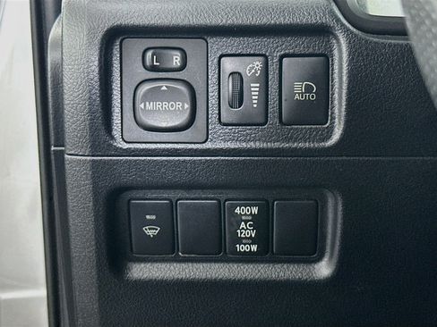 Used 2021 Toyota 4Runner SR5 AWD/4WD image 16