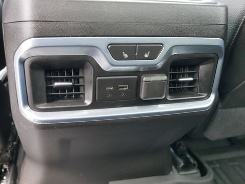 Used 2021 GMC Sierra 1500 Denali w/ Denali Ultimate Package AWD/4WD image 19