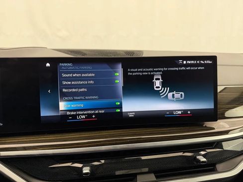 Used 2023 BMW X7 xDrive40i w/ Premium Package AWD/4WD image 27