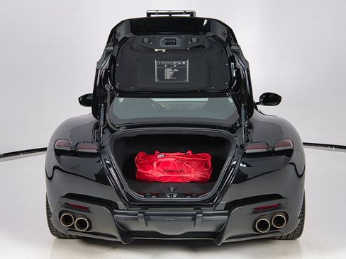 Certified 2021 Ferrari Roma RWD image 27