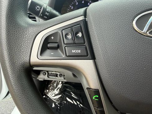 Used 2016 Hyundai Accent SE w/ Option Group 02 FWD image 25