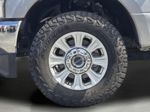Used 2020 Ford F250 XLT AWD/4WD image 11