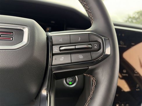 Used 2025 GMC Acadia AT4 w/ LPO, Floor Liner Package image 10