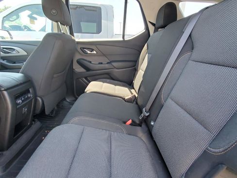 Used 2019 Chevrolet Traverse LS FWD image 5
