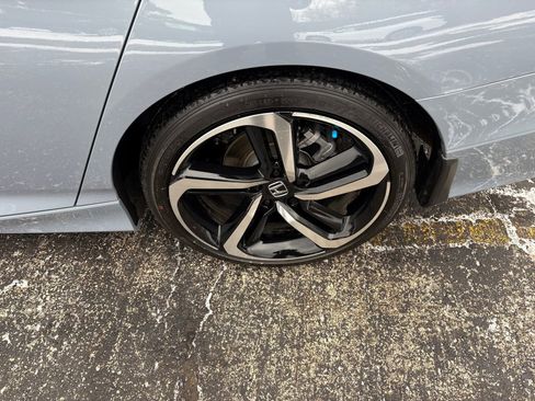 Used 2022 Honda Accord Sport image 31