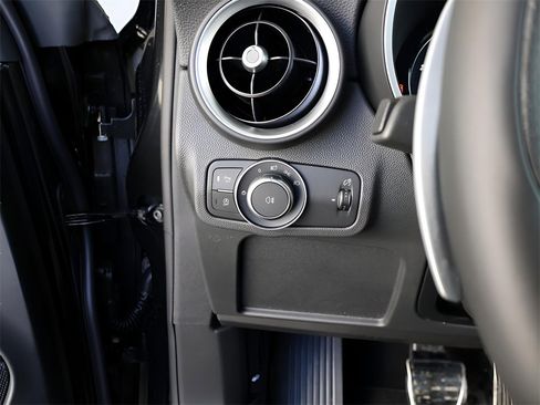 New 2025 Alfa Romeo Stelvio Sprint image 35