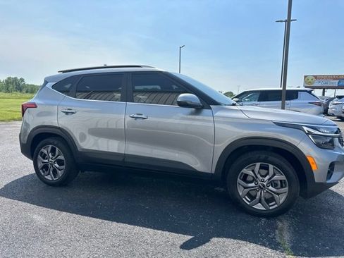 Used 2024 Kia Seltos S AWD/4WD image 4
