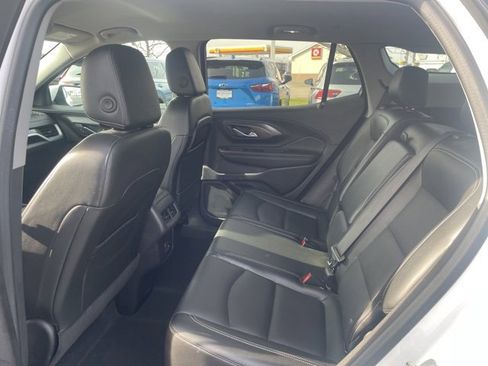 Certified 2024 GMC Terrain SLT image 7