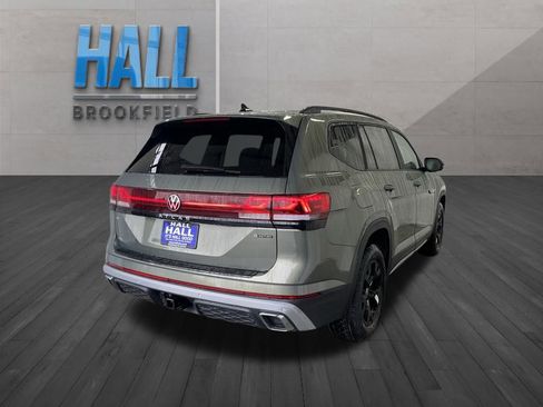 New 2026 Volkswagen Atlas Peak Edition image 5