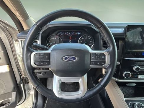 Used 2024 Ford Expedition Max XLT AWD/4WD image 11