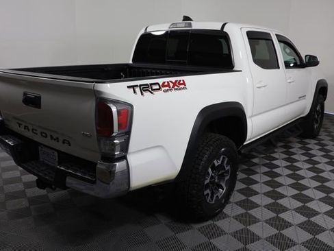 Used 2021 Toyota Tacoma TRD Off-Road AWD/4WD image 8
