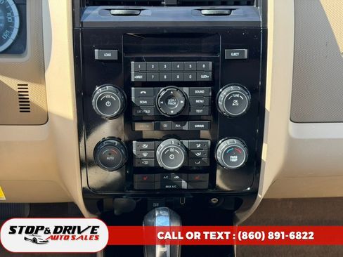 Used 2012 Ford Escape Limited AWD/4WD image 11