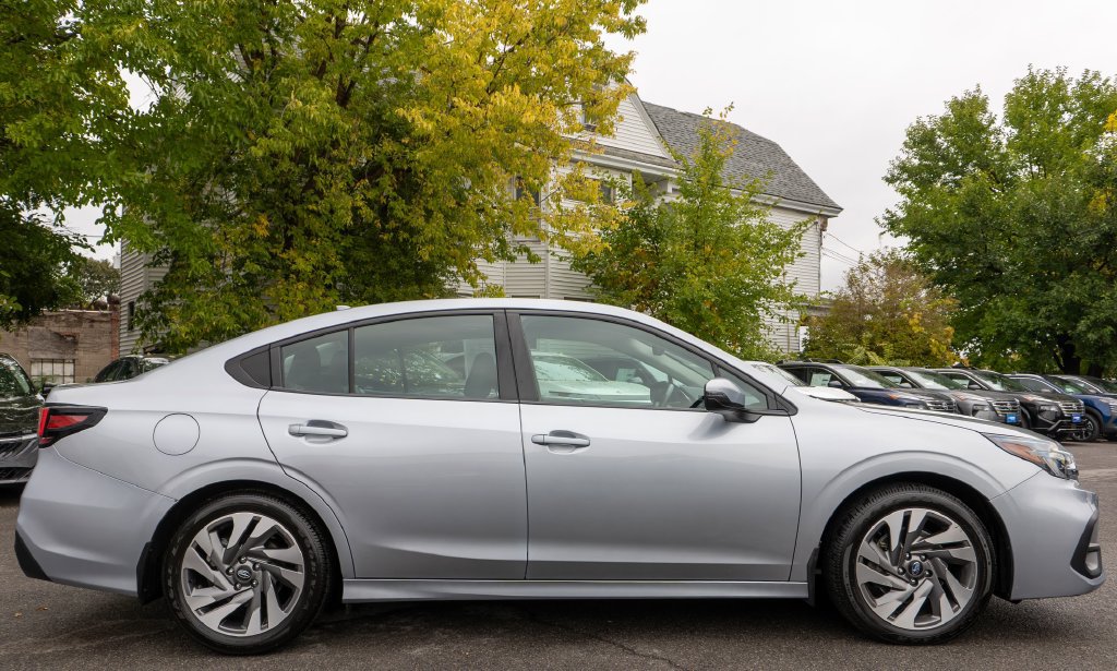 Used 2024 Subaru Legacy Limited AWD/4WD image 5