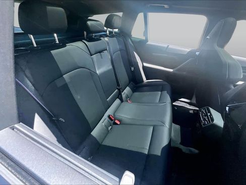 Used 2025 BMW M5 Touring AWD/4WD image 18