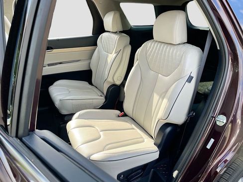 Used 2024 Hyundai Palisade Limited image 26