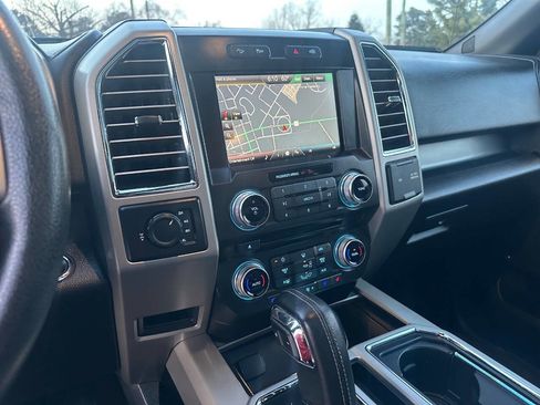 Used 2015 Ford F150 Lariat w/ Equipment Group 502A Luxury image 3