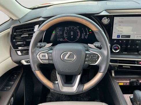 Used 2023 Lexus RX 350 Premium w/ Accessory Package AWD/4WD image 16