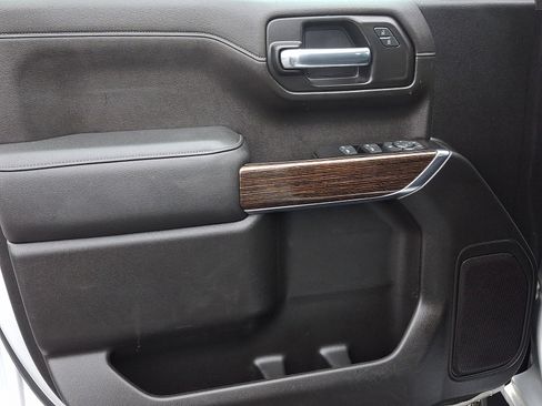 Used 2022 GMC Sierra 1500 SLE image 13