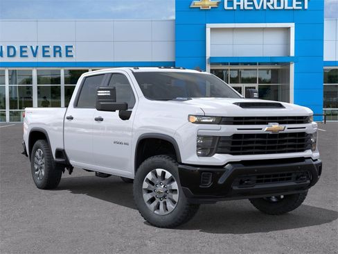 New 2026 Chevrolet Silverado 2500 Custom w/ Custom Value Package image 7