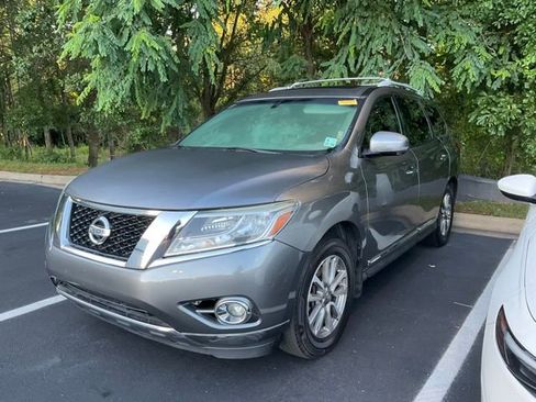 Used 2015 Nissan Pathfinder SL w/ SL Premium Package FWD image 11