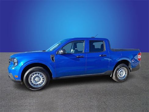 Used 2025 Ford Maverick XL w/ Equipment Group 102A image 7