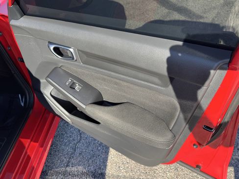 Used 2022 Honda Civic Sport image 17