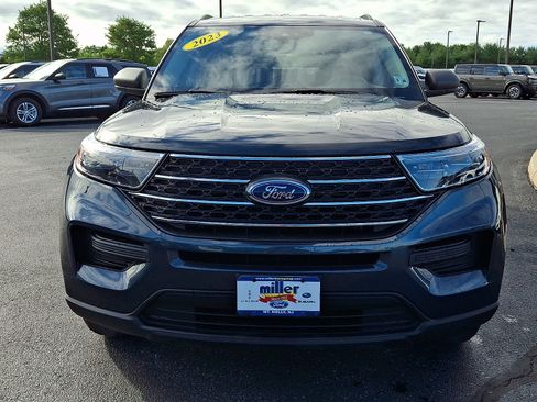 Certified 2023 Ford Explorer XLT AWD/4WD image 2