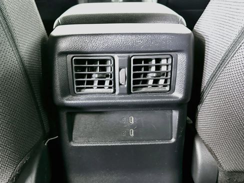 Used 2025 Toyota 4Runner SR5 AWD/4WD image 27