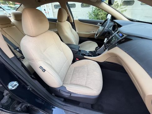 Used 2011 Hyundai Sonata GLS FWD image 35