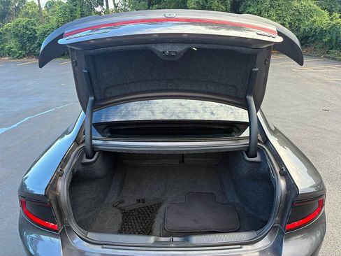 Used 2017 Dodge Charger SXT w/ Plus Group RWD image 18