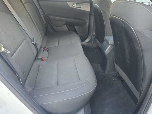 Used 2019 Kia Forte LXS image 18