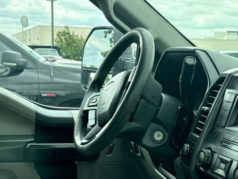 Used 2022 Ford F250 XL w/ Power Equipment Group AWD/4WD image 14