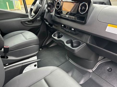 New 2026 Mercedes-Benz Sprinter 2500 image 15