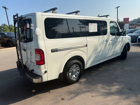 Used 2018 Nissan NV 3500 SL RWD image 6