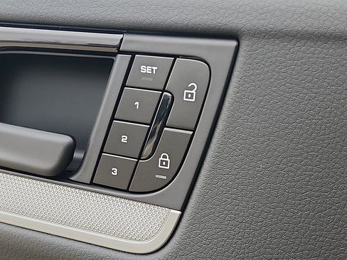 New 2026 Porsche Cayenne S image 20