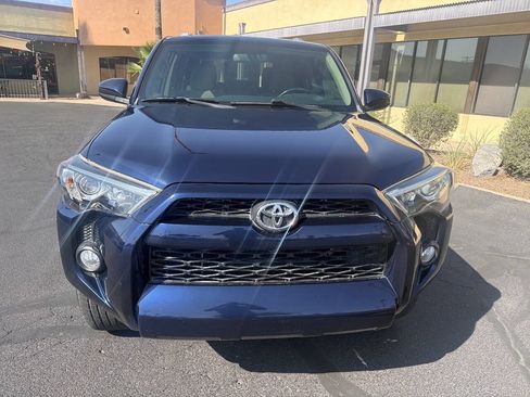Used 2016 Toyota 4Runner SR5 AWD/4WD image 7