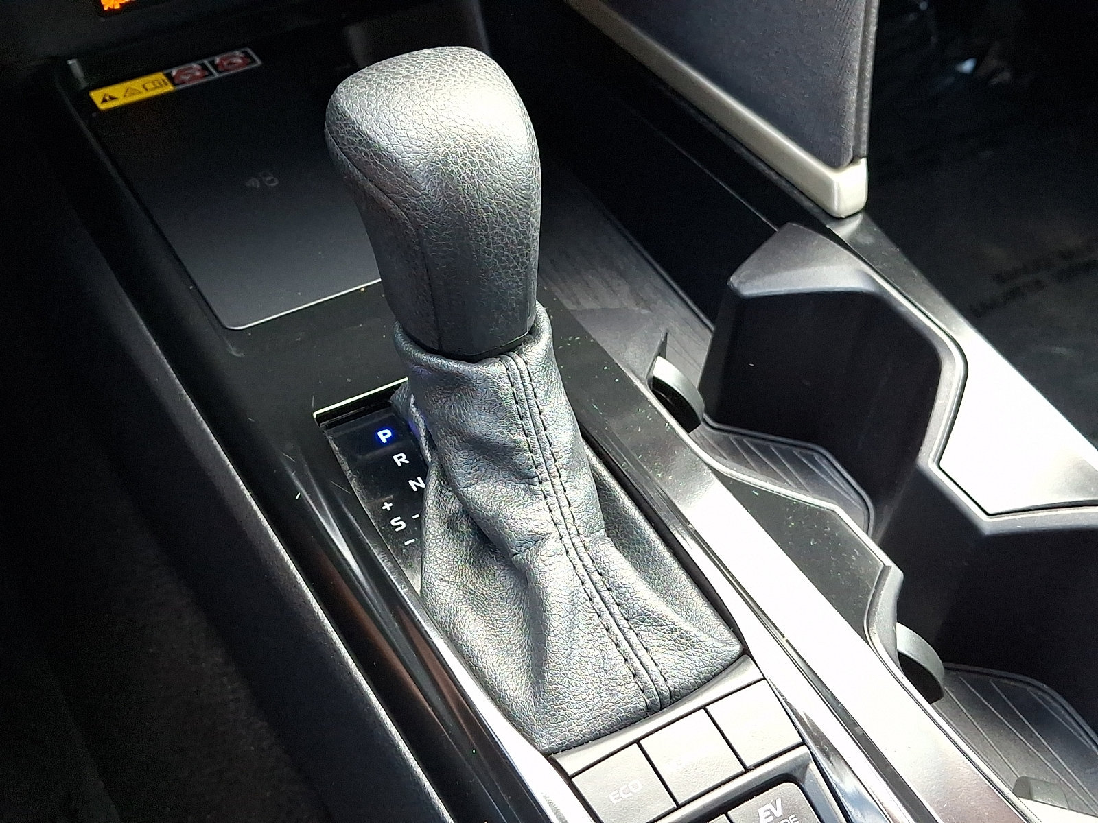 Certified 2025 Toyota Camry LE FWD image 14