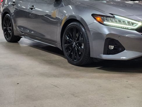 Used 2023 Nissan Maxima SR w/ Sport Mat Group image 16