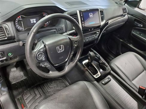 Used 2017 Honda Ridgeline RTL-E image 8