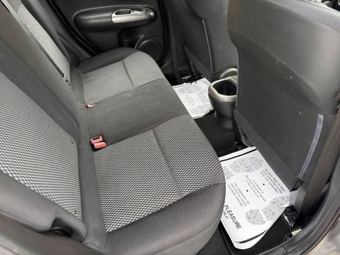 Used 2016 Nissan Juke S FWD image 18