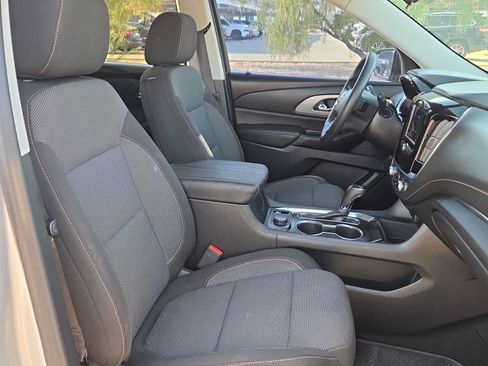 Used 2020 Chevrolet Traverse LS FWD image 18