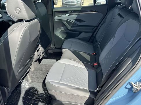 New 2026 Volkswagen Tiguan SE R-Line AWD/4WD image 8