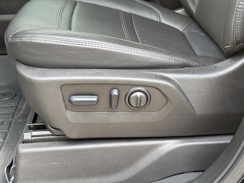 Used 2023 GMC Sierra 2500 Denali w/ Denali Ultimate Package image 19