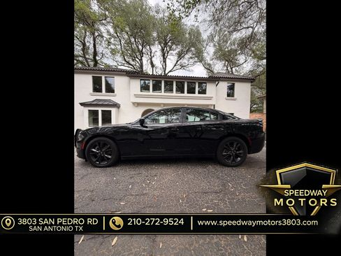 Used 2021 Dodge Charger SXT w/ Driver Convenience Group AWD/4WD image 8